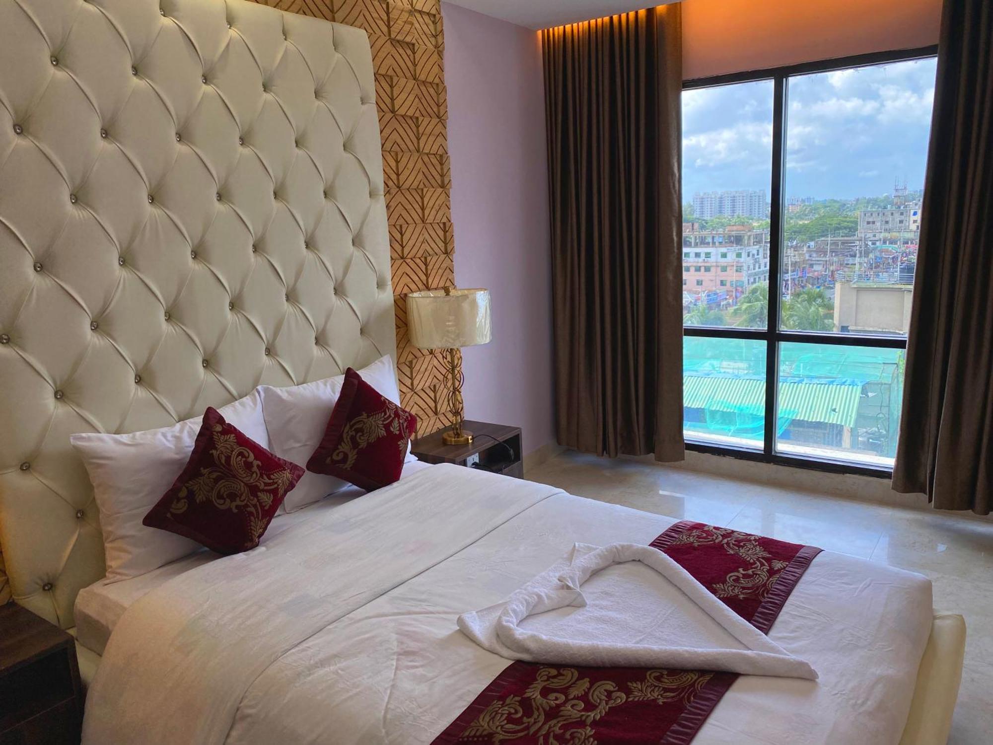 Hotel Valentino Noakhali Eksteriør bilde